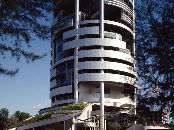 Mesiniaga Tower-Ken Yeang - Image 13