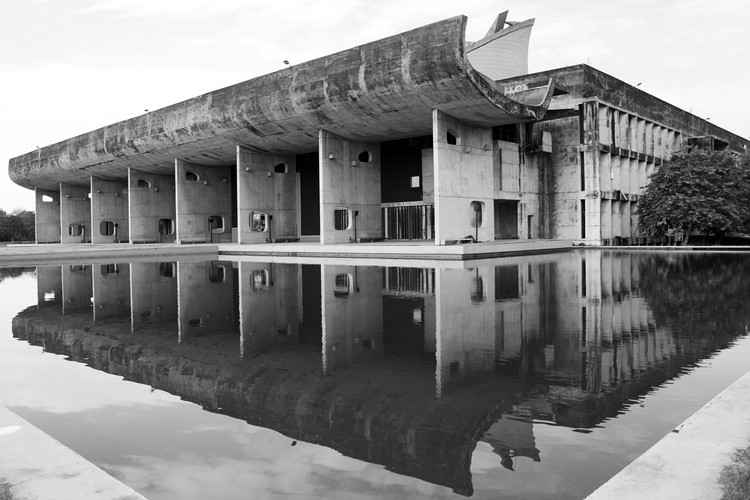 Palace of Assemble-Le Corbusier - Image 2